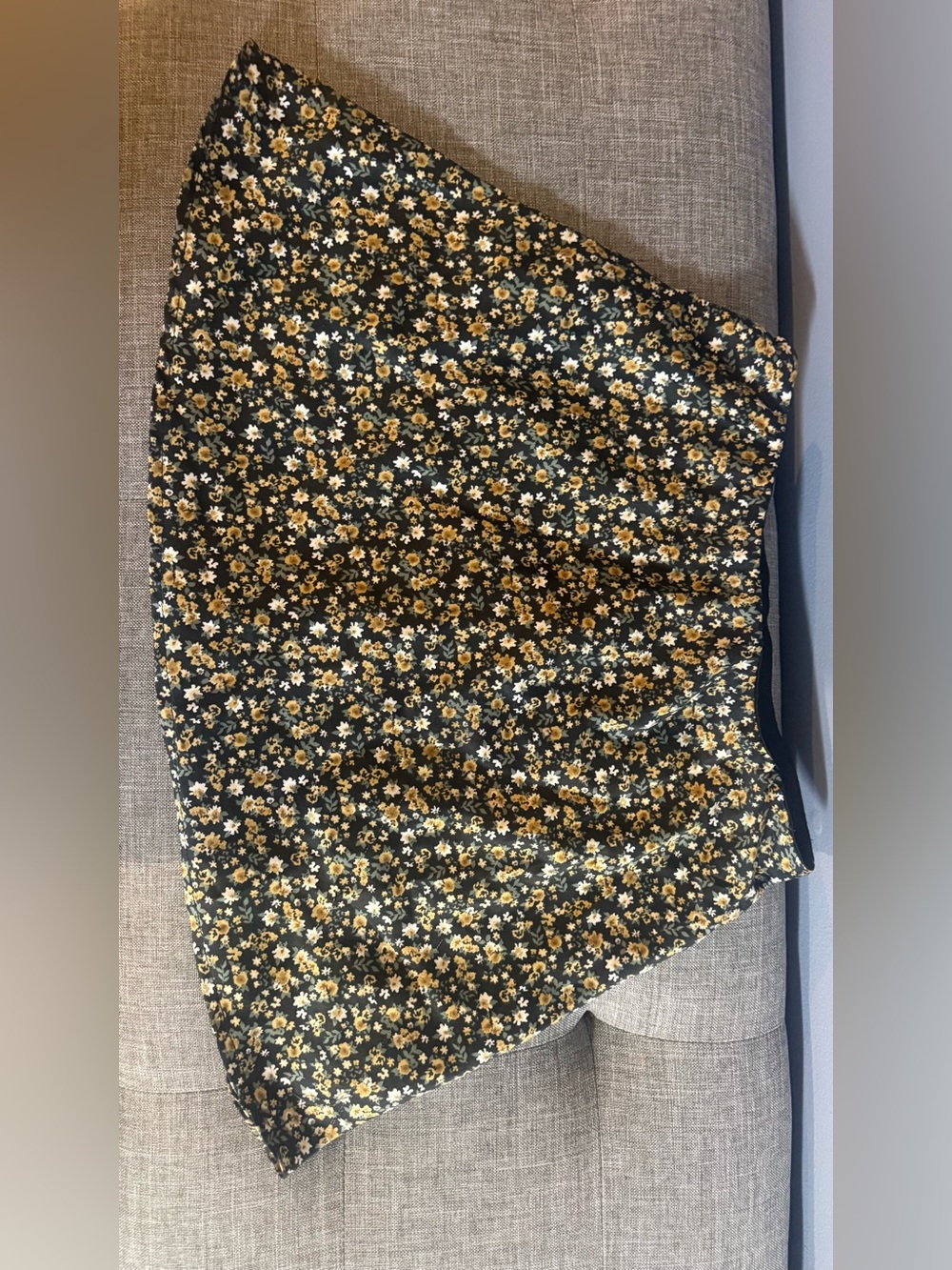 Aeropostale Black A-Line Skirt with Yellow & White Floral Print